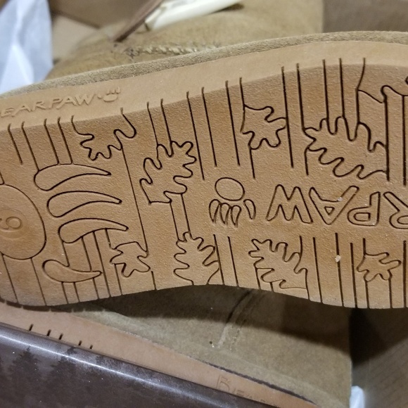 Bearpaw size 9 boots new - Picture 2 of 2